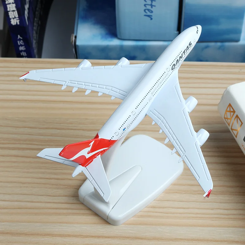16cm Australia Qantas Airlines Plane Model A380 Alloy Aviation Airbus Aircraft Airplane Stand Craft 1:400 | Игрушки и хобби