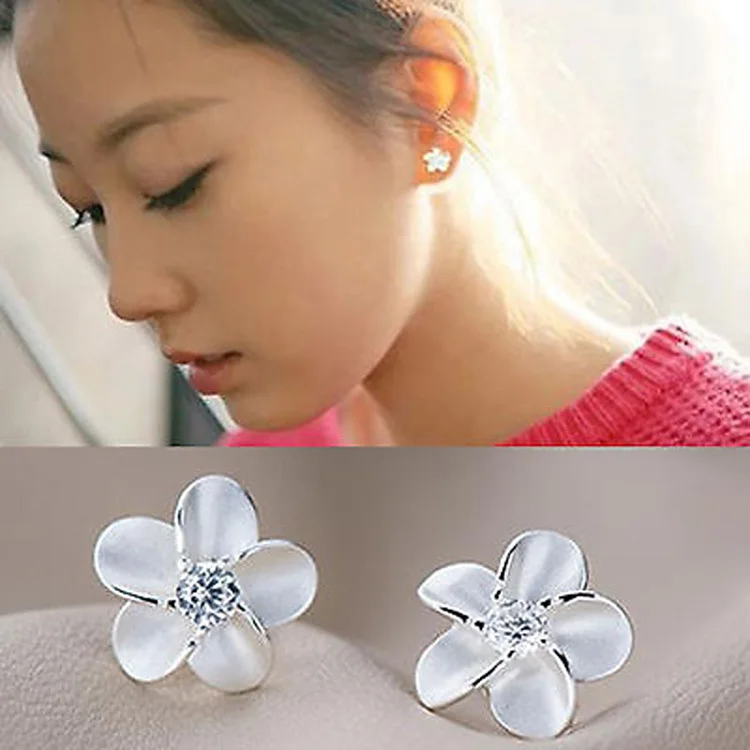 

1 Pair New hot sale Fashion Womens Flower Type Stud Earrings Charm Jewelry