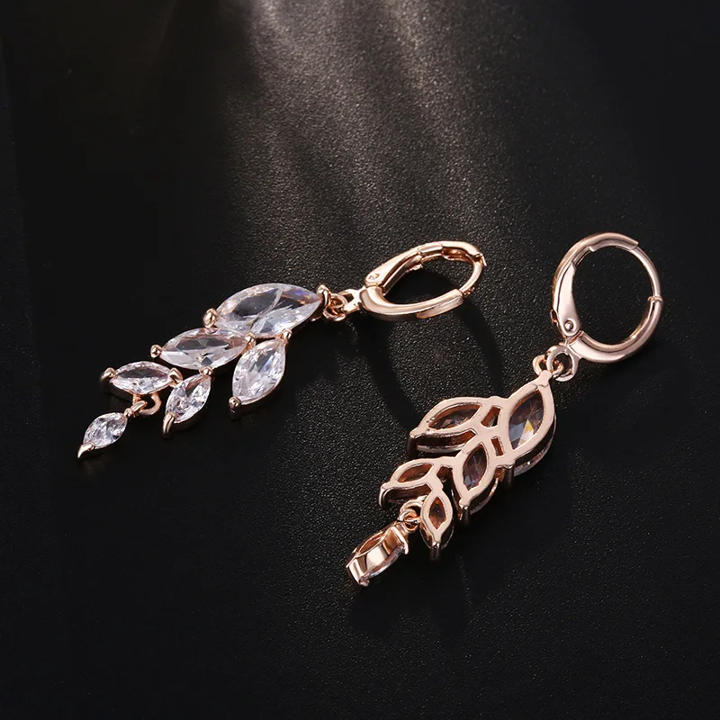 Комплект из колье и серёг серебристого цвета с фианитом|earrings necklace jewelry set|jewelry setsset