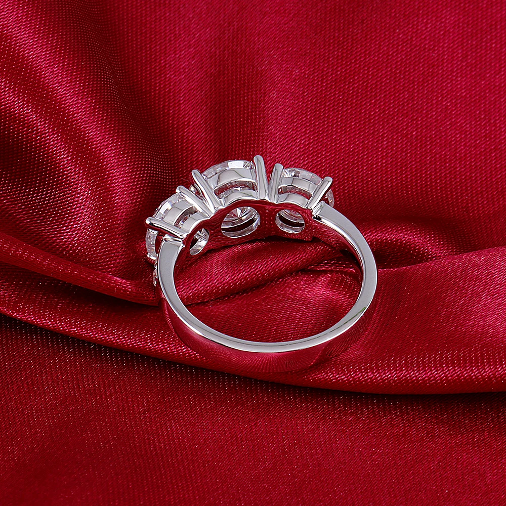 moissanite 3 stone emgagement ring (6)