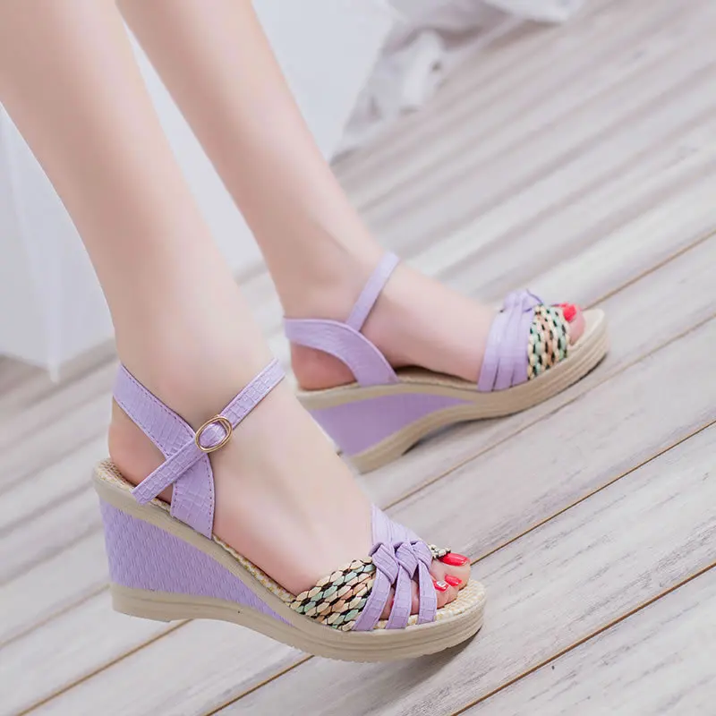 Summer new women s sandals  Korean  fashion student sandals  