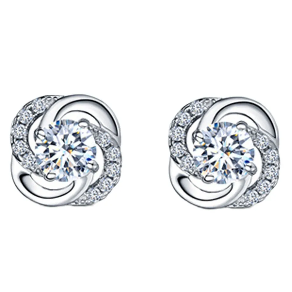

2016 Minimalist Jewelry Clover Shaped Ear Studs Color Silver Plated Size 6*6mm