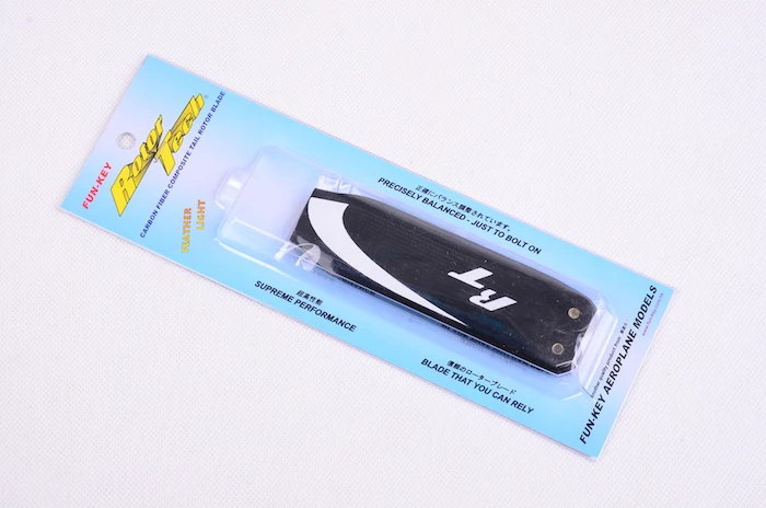

Rotor Tech RT 106mm a pair Carbon Fiber Tail Blade For 700 Class RC Helicopter Remote Control Parts