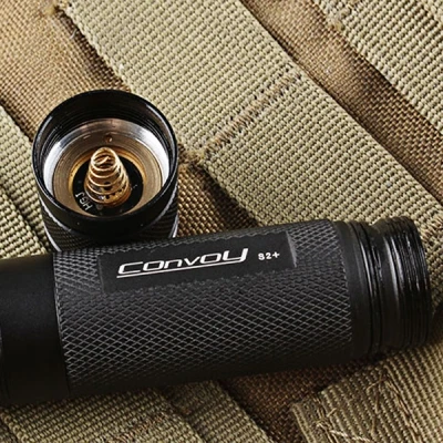 Конвой S2 + Cree XML2 U2 1B 940Lm 7135x6 8 Mode светодиодный фонарик|Фонарики и осветительные