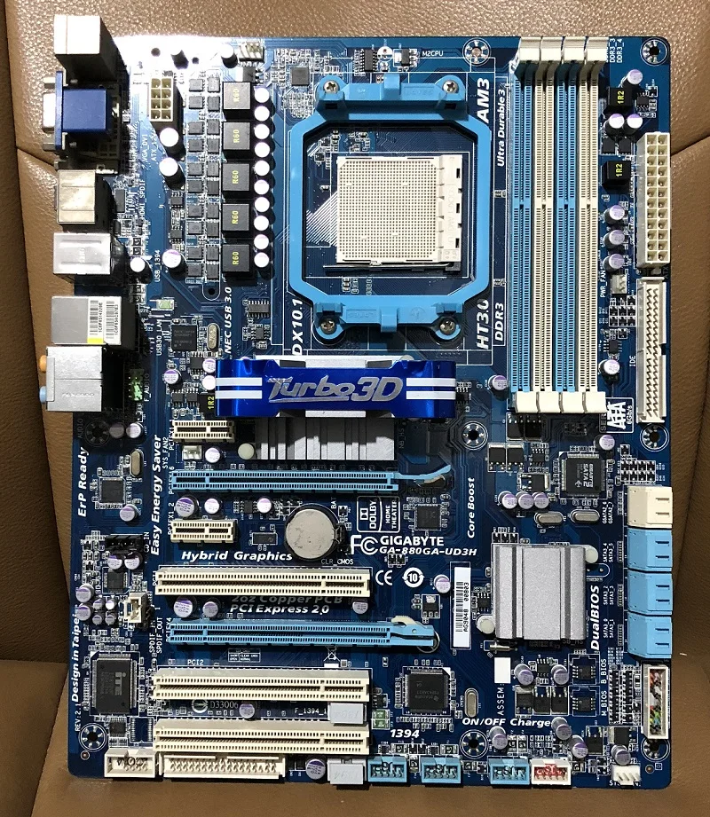 

For Gigabyte GA-880G-UD3H Original Used Desktop Motherboard 880G-UD3H 880G Socket AM3 DDR3 SATA2 USB2.0