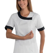 Пальто эстетика или парикмахера