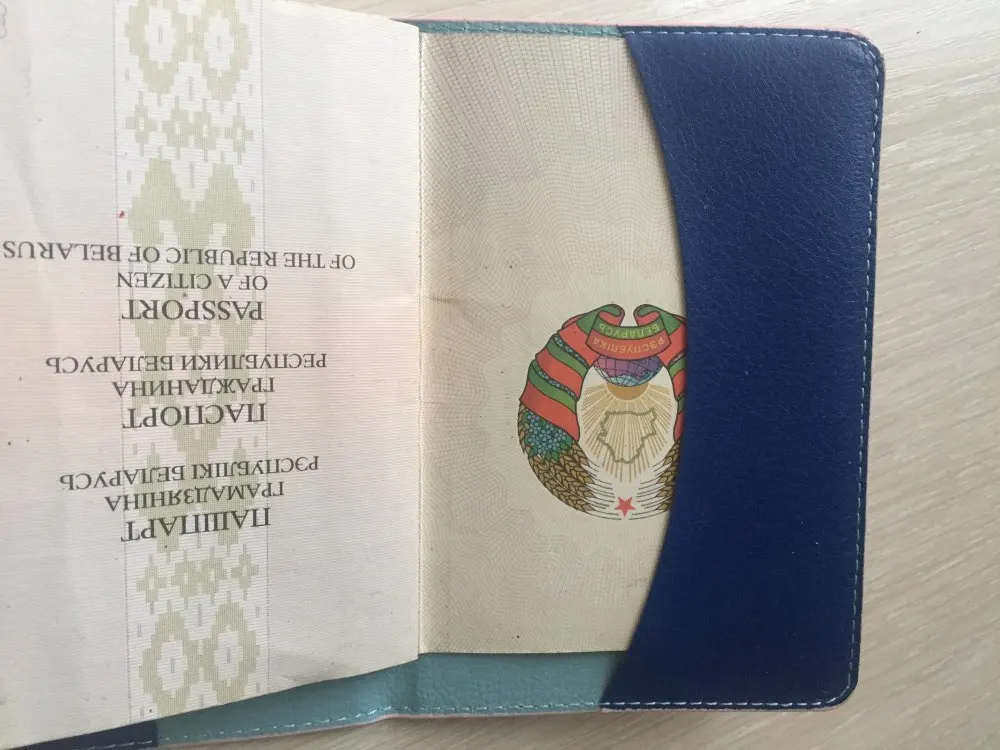 1PCS Travel Passport Holder Card Cover on the Case for Women's Men Adventure porta passaporte pasport paspoort photo review