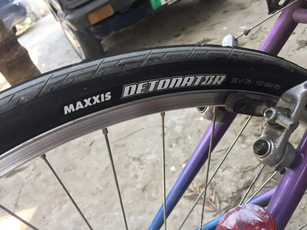 maxxis detonator 26 x 1.25