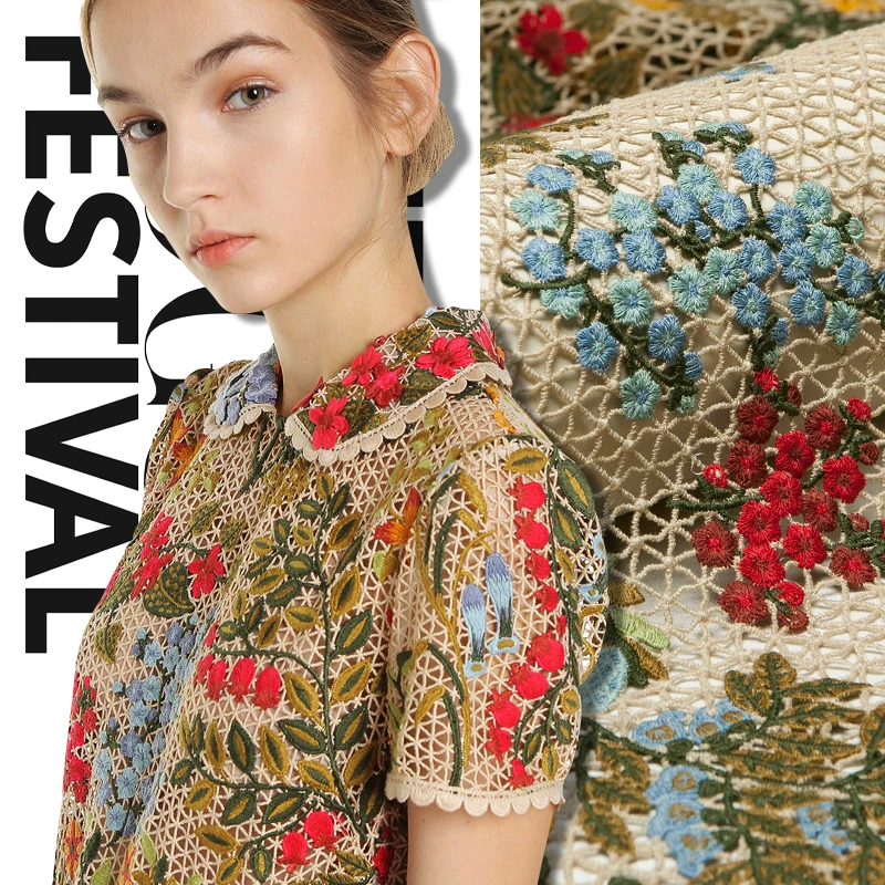 Мода Кутюр красная и синяя Цветочная вышивка полый ушко хаки кружевная ткань, шитье для платья, юбки, свадьбы, ремесло по двору