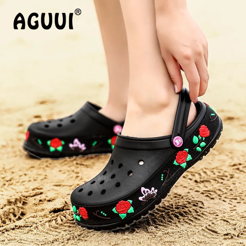 comfortable clogs