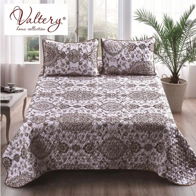 Уп. Покрывала российского производства. Покрывало жаккард и атлас. Покрывала российского производства. Белое гобеленовое покрывало.