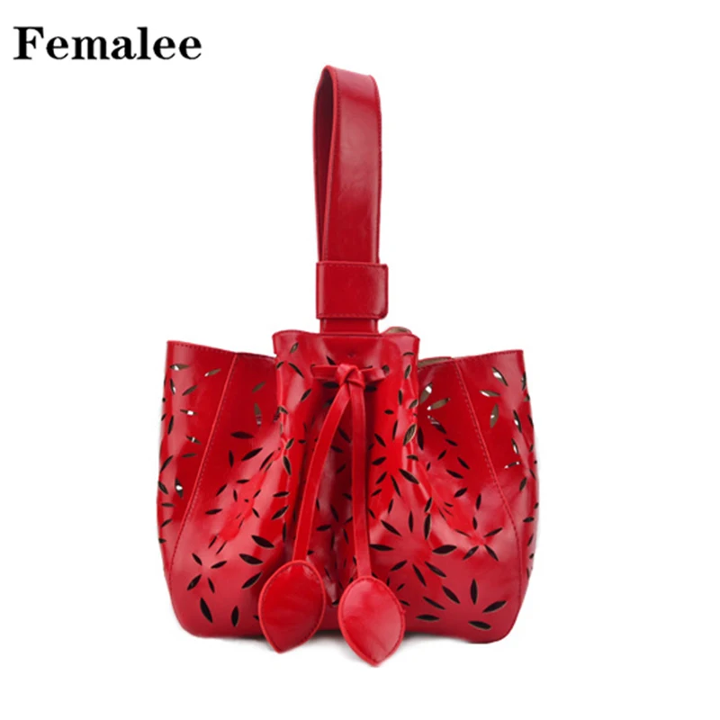 

FEMALEE Hollow Out Ladies Qualited Handbags Women Luxury Bag Solid Mini Jelly European Style Top-Handle Hand-moving Female Tote