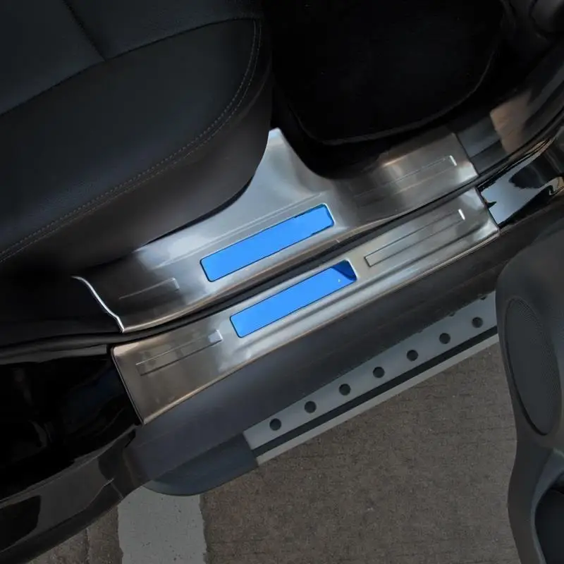 

Trunk Rear Panels Foot Pedal exterior durable auto mouldings car styling decoration sticker strip 14 15 16 17 FOR Nissan X-TRAIL