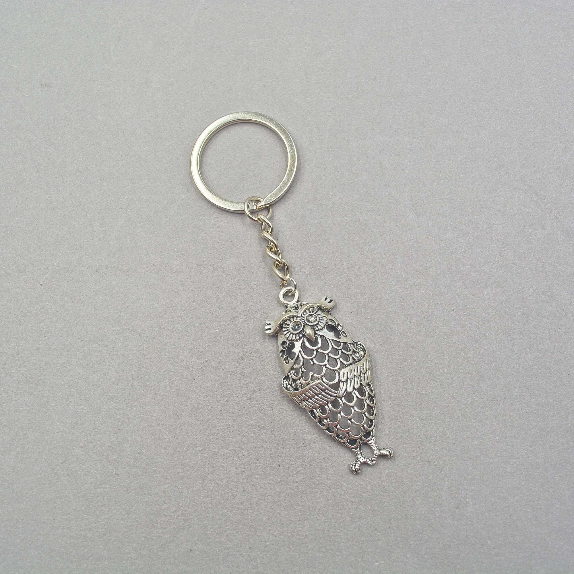 

1pair New Fashion Keychain Owl keychain bird keychain animal keychain