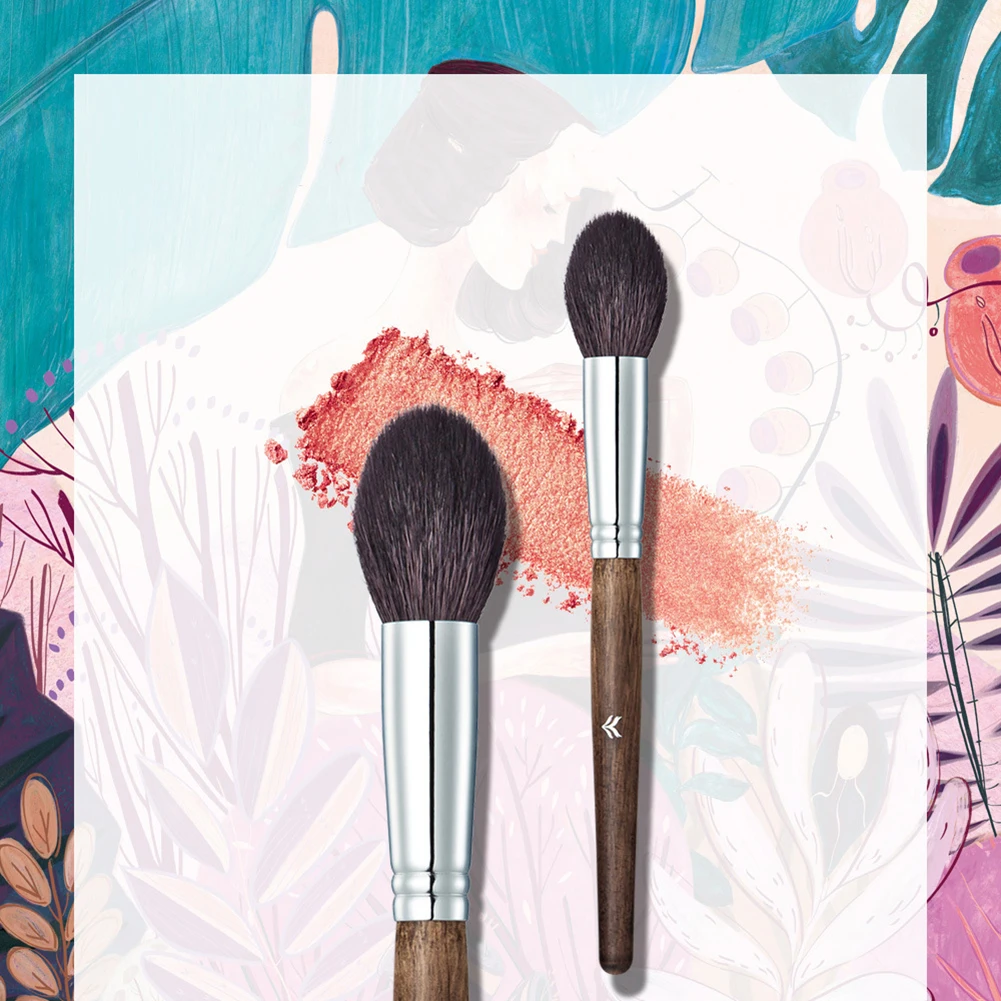 

Wooden Handle Foundation Loose Powder Face Highlight Brush Eye Makeup Tool
