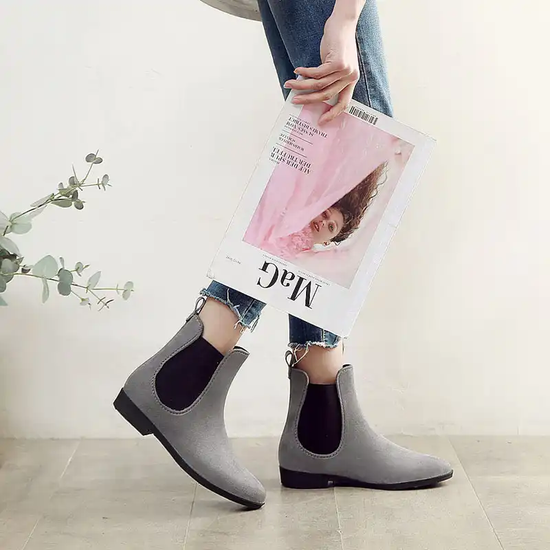 short rain booties