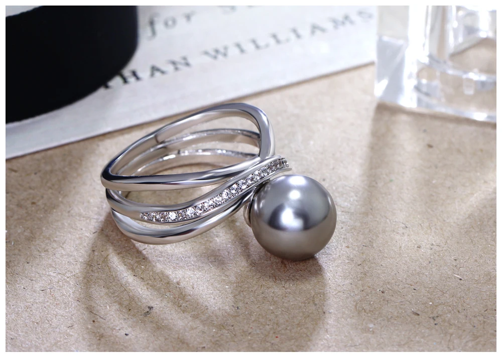 grey pearl ring 07