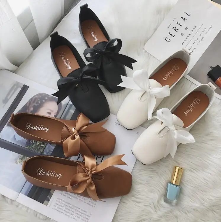 

Women Cut-outs Elastic Band Vulcanized Shoes Female Flock Slip-on Shallow Breathable Flat Casual Shoes Woman Female retro square