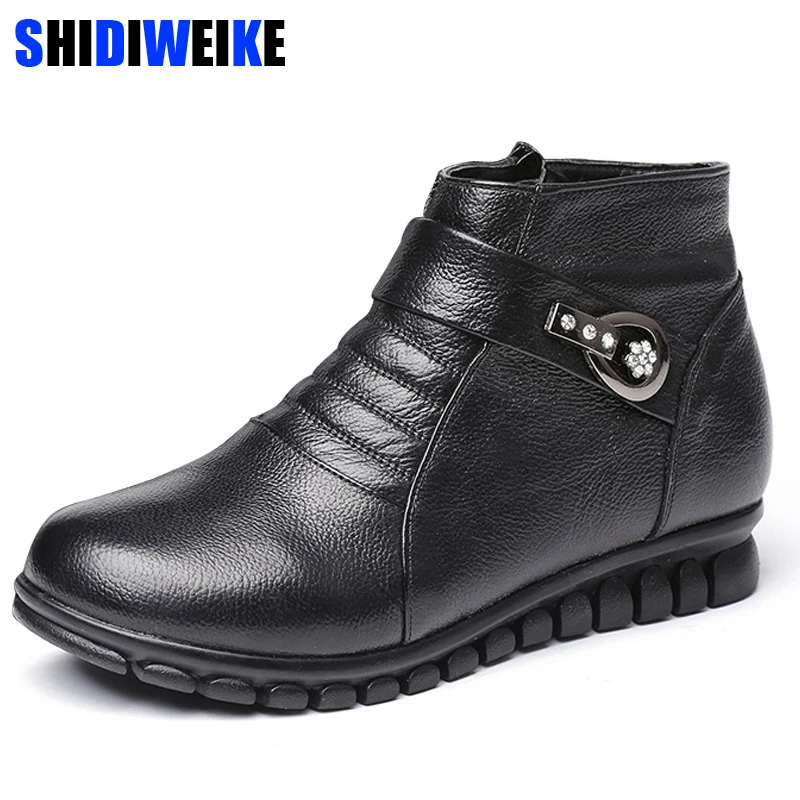

Winter fashion Genuine leather Women snow Boots elderly mother warm boots female boots thick shoes flat comfortable old shoes 41
