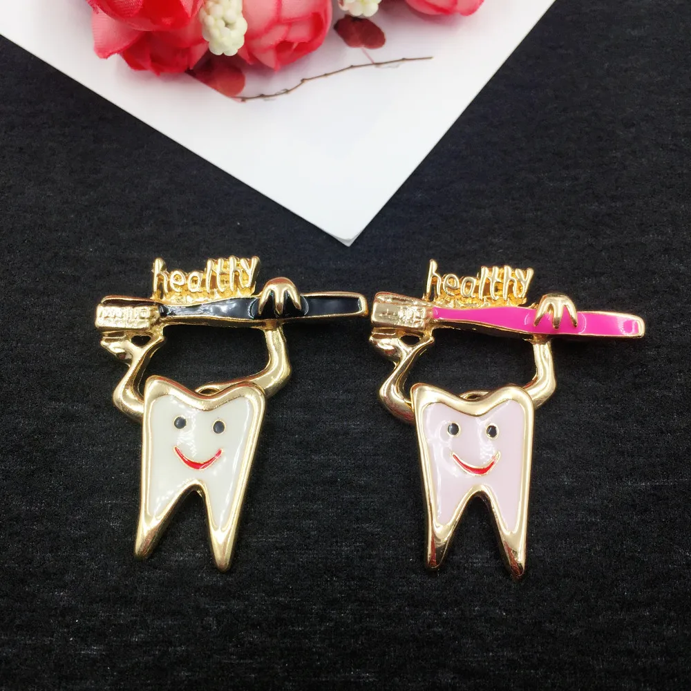 

New Arrival Simle Dental Clinic Cute Enamel Tooth Brooch for Women Men Fashion Dentist Brooches Pins Jewelry Accessories