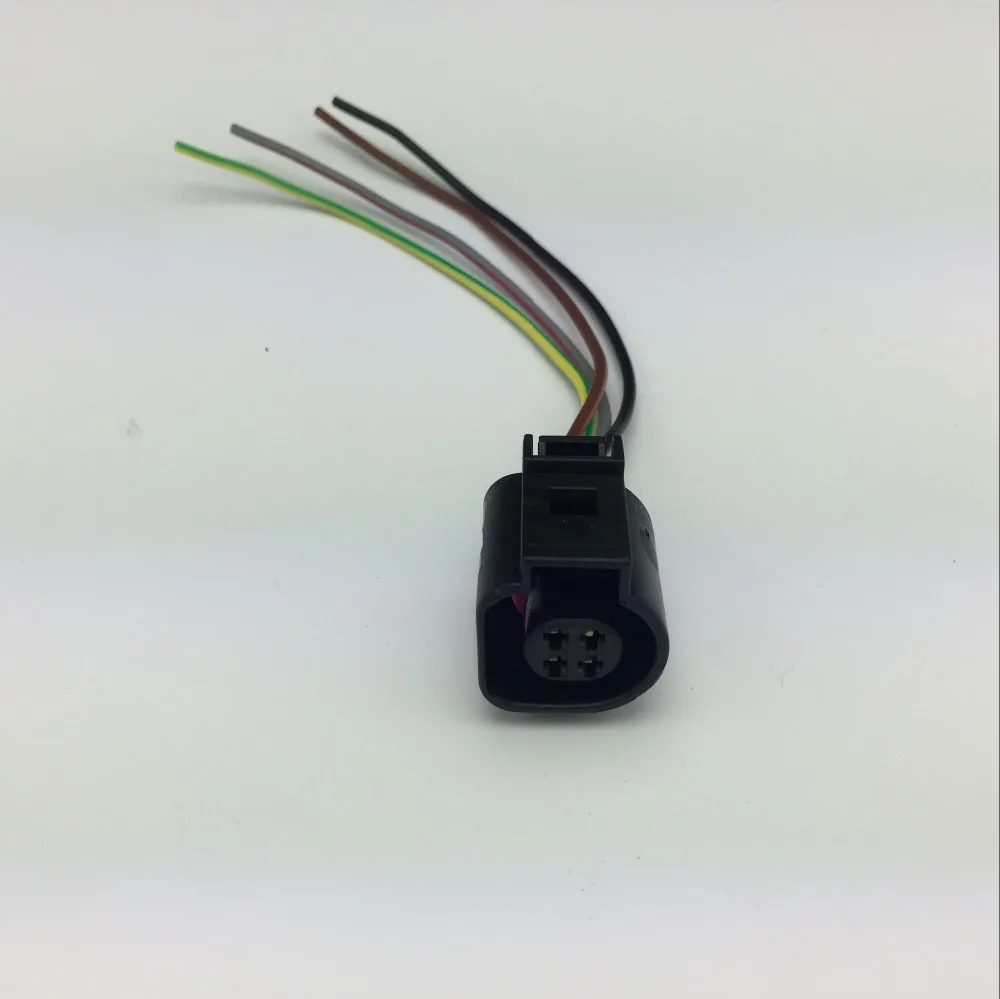 

for VW Passat B5 B7 CC Touran Tiguan Golf for Skoda Water Temperature Sensor Plug Connector 4 Pins Wiring Harness 4B0 973 712