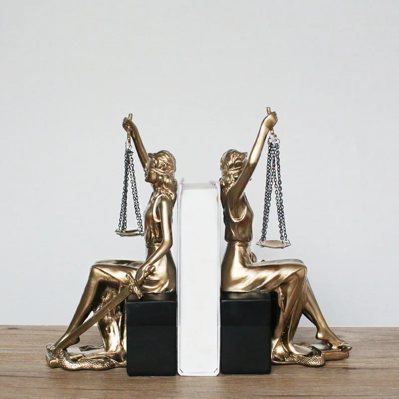 

1 Pair of resin goddess of Justice bookend ornaments for bookshelf home decoration