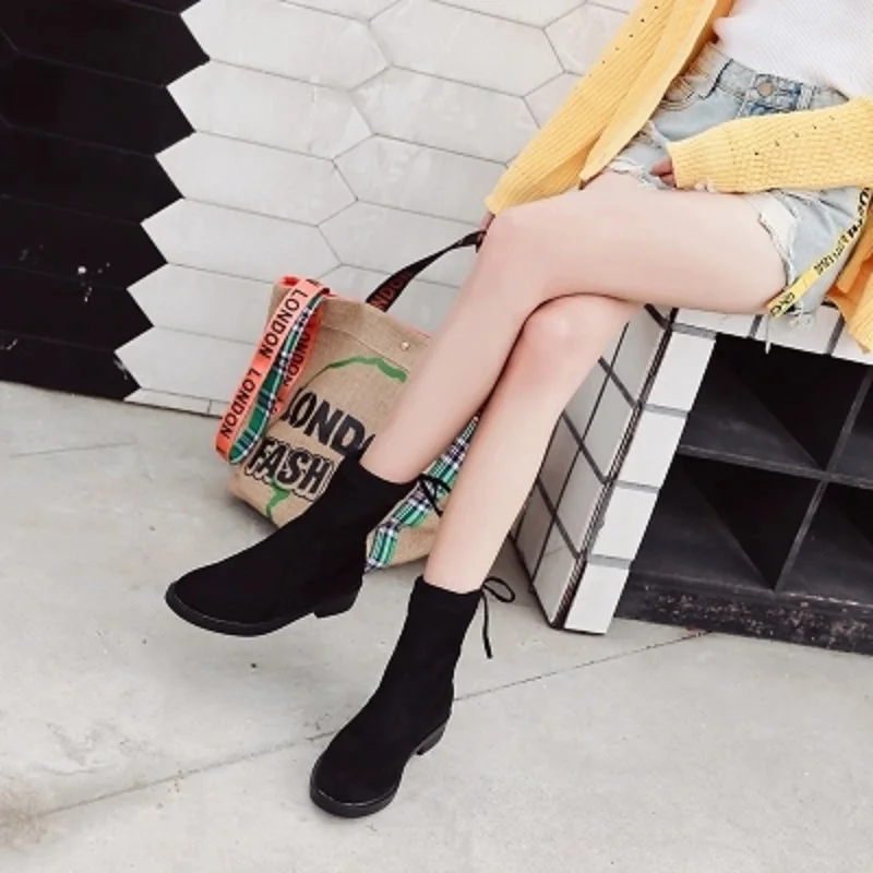

Small boots Spring and Autumn 2018 new Korean version of the wild Martin boots female elastic boots children's single boots