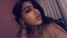 S***.