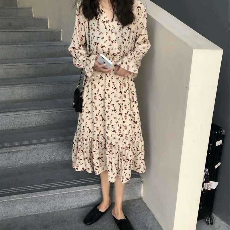 

2019V collar slim long section high waist chiffon dress spring new casual retro long sleeve women's floral