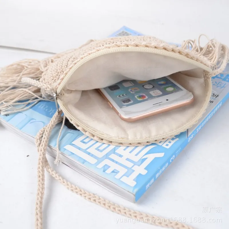 Women Circle Straw Bags Summer Beach Tassel Female INS Popular Shoulder Bag Lady Casual Handmade Weave Round Crossbody SS3108 (4)