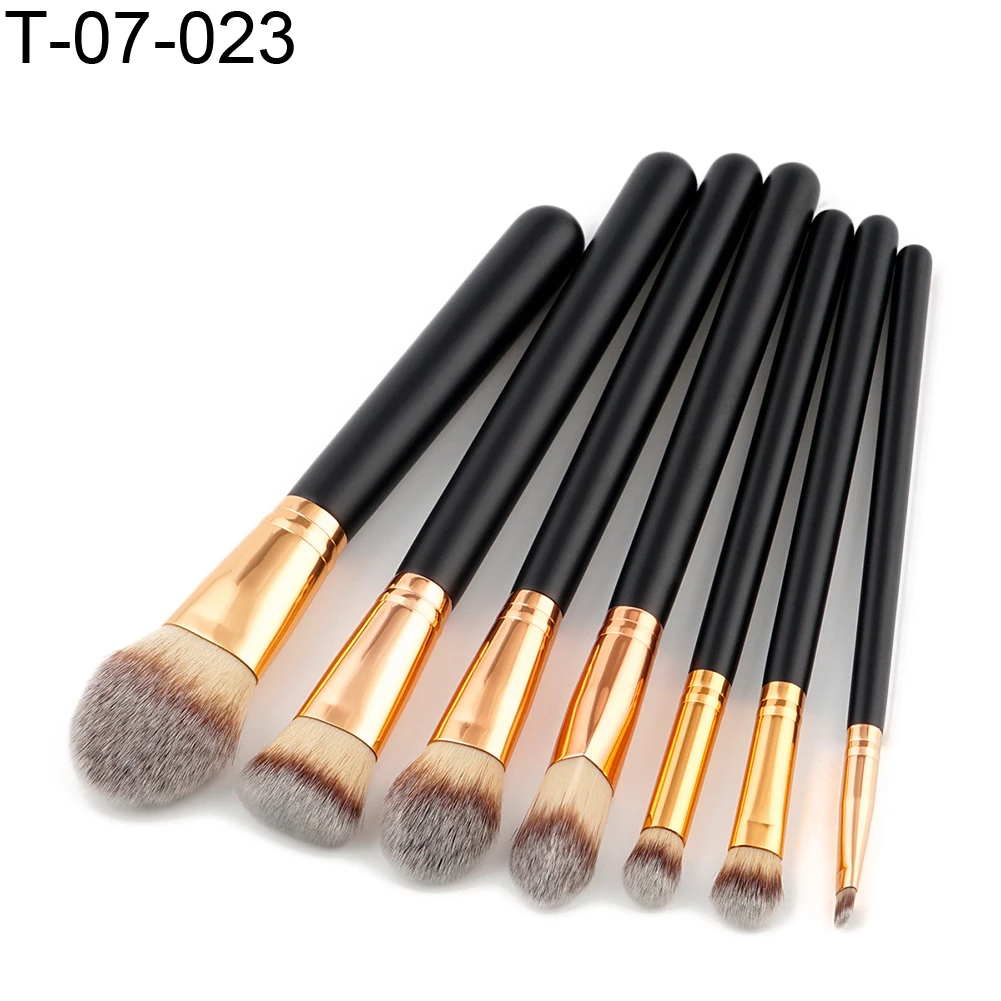 7Pcs Wooden Handle Makeup Brushes Set Foundation Powder Contour