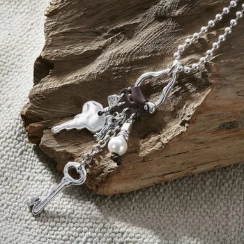 

Necklace "Man Ojito"