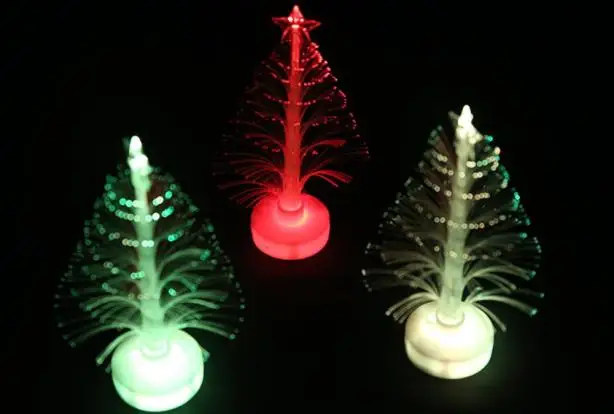 Красочные светодио дный волоконно-оптические Ночная украшения свет лампы Мини Рождественская елка Автоматическая обесцвечивание украшения вечерние питания