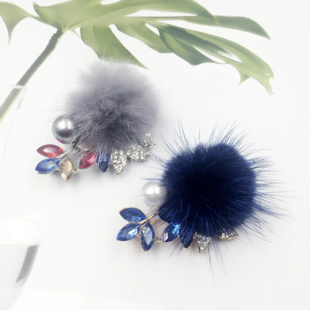 

Vintage Handmade Simulated Pearl Fur Charm Brooch Sweater Hat Pins Fashion Crystal Leaf Brooches Jewelry Gift