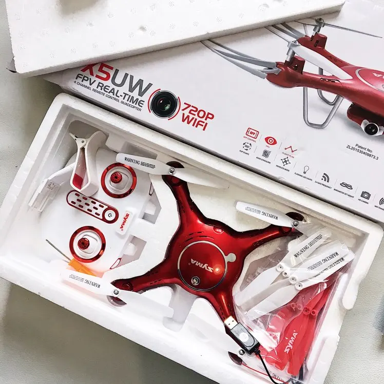 Квадрокоптер SYMA X5UW