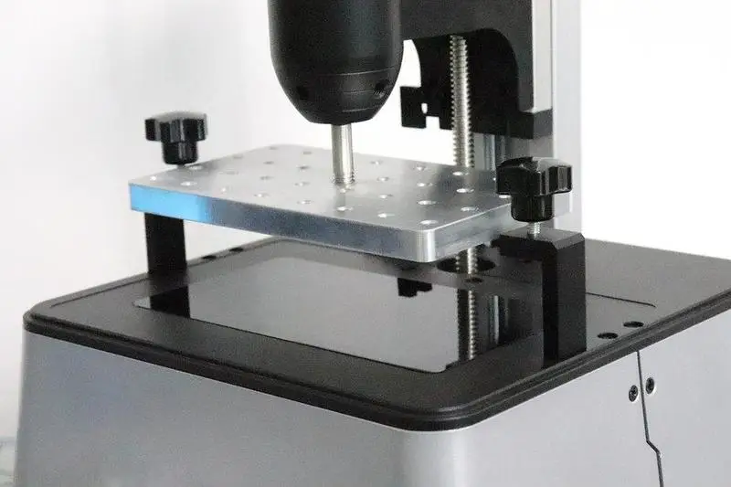 3D принтер фотополимерный LCD 2K ZOBU ARTEL для стоматологов и ювелиров. Равномерная