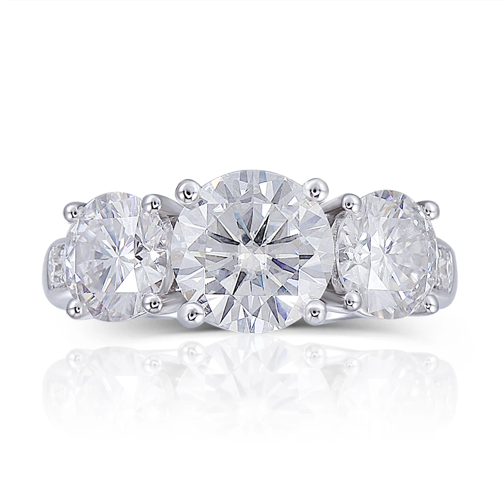 moissanite 3 stone emgagement ring (2)