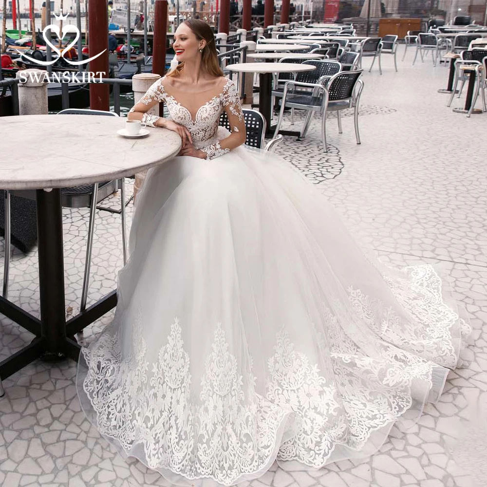 

Swanskirt Sweetheart Appliques Wedding Dress 2019 Elegant Beaded Long Sleeve Ball Gown Bridal Gown Princess Robe de mariee BZ21