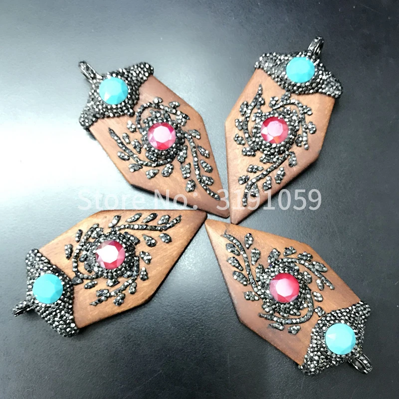 

Beautiful and unique crystal wooden pendant irregular graphic color crystal jewelry making a package of 5 about 63 grams