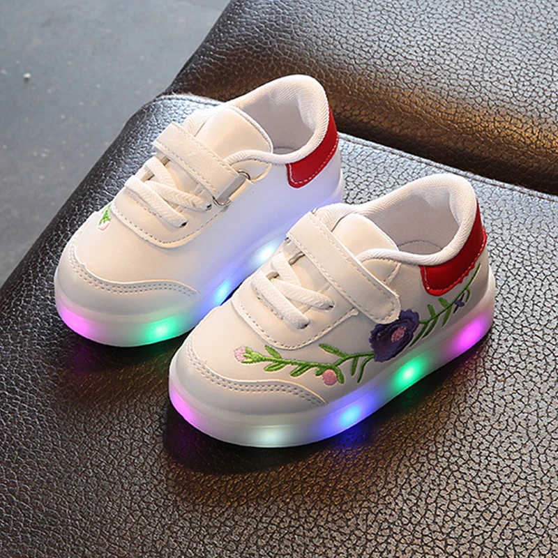 Детские светящиеся Спортивная обувь Chaussure LED Enfant Вышивка цветы китайский Стиль