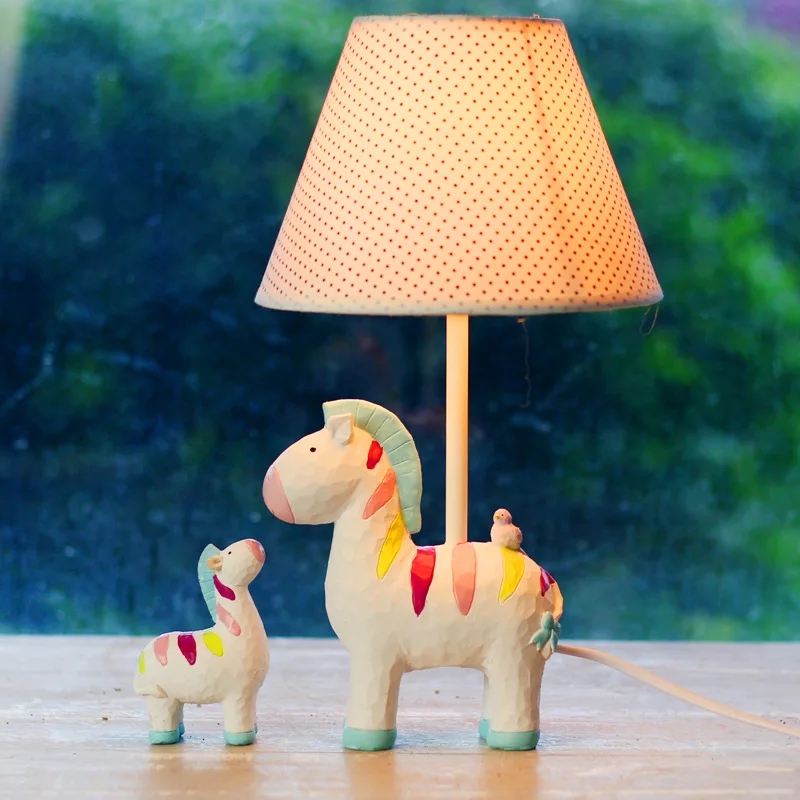 

Europe Creative Concise Loveliness Sweet Art Deco Resin Table Lamp Bedroom Study Children's room Decoration Lamp Free Shipping