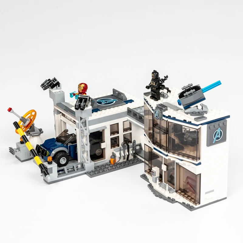 LEGO Avengers 76131 Building Kit (699 Piece)