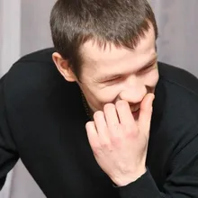 A***v