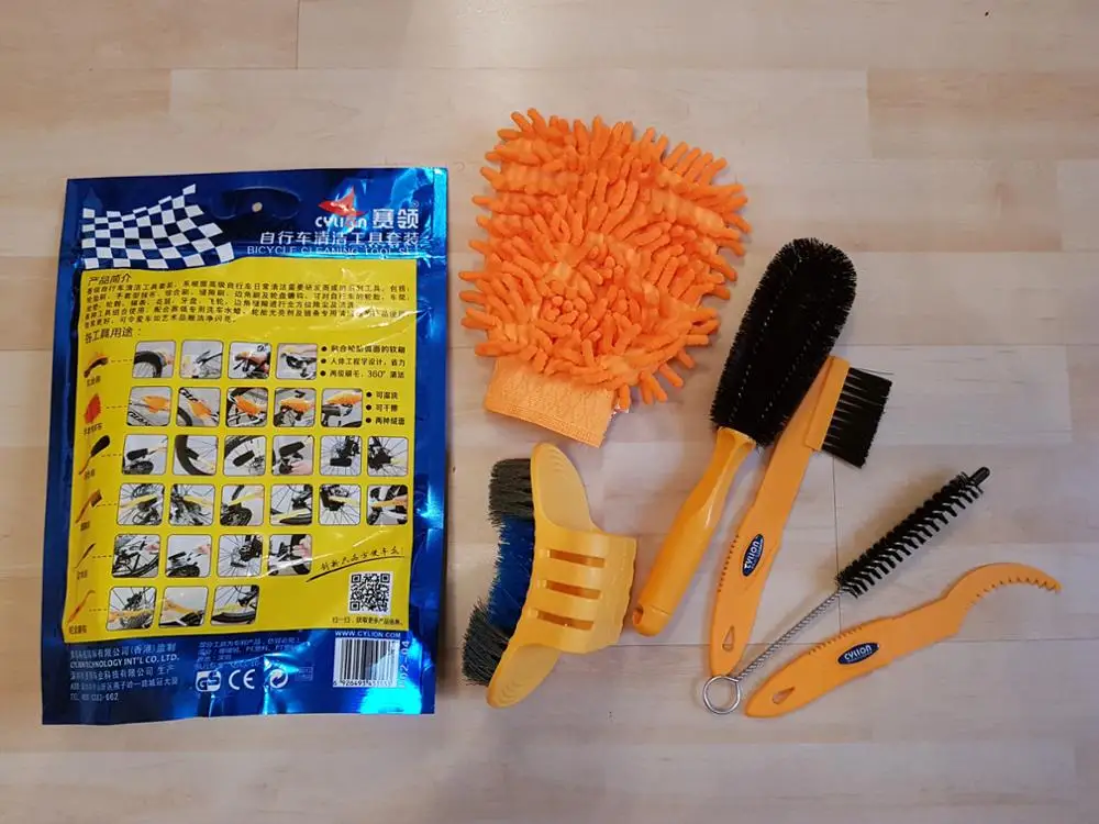 6Piece Portable Bike Cleaning Kit Life Changing Products