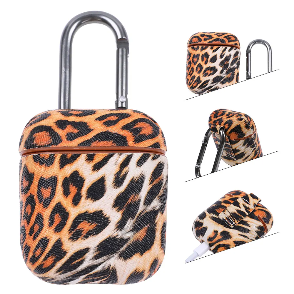 

Leopard Print Leather Bag Cover Case Bluetooth Earphone with Carabiner for AirPods Protection Against Scratches Bumps And Drops