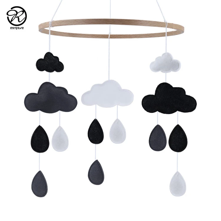 monochrome cot mobile