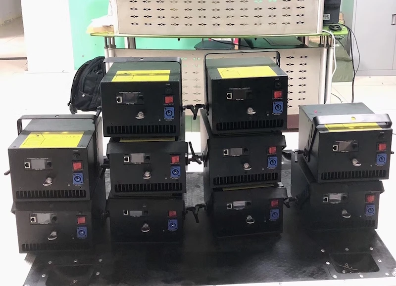 4 Вт RGB анимационная лазерная система освещения сцены аналоговый 30kpps сканер 4000