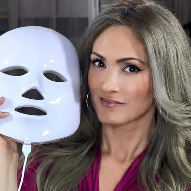 inspire-uplift-spa-mask-led-spa-facial-mask-1544339881995_1000x