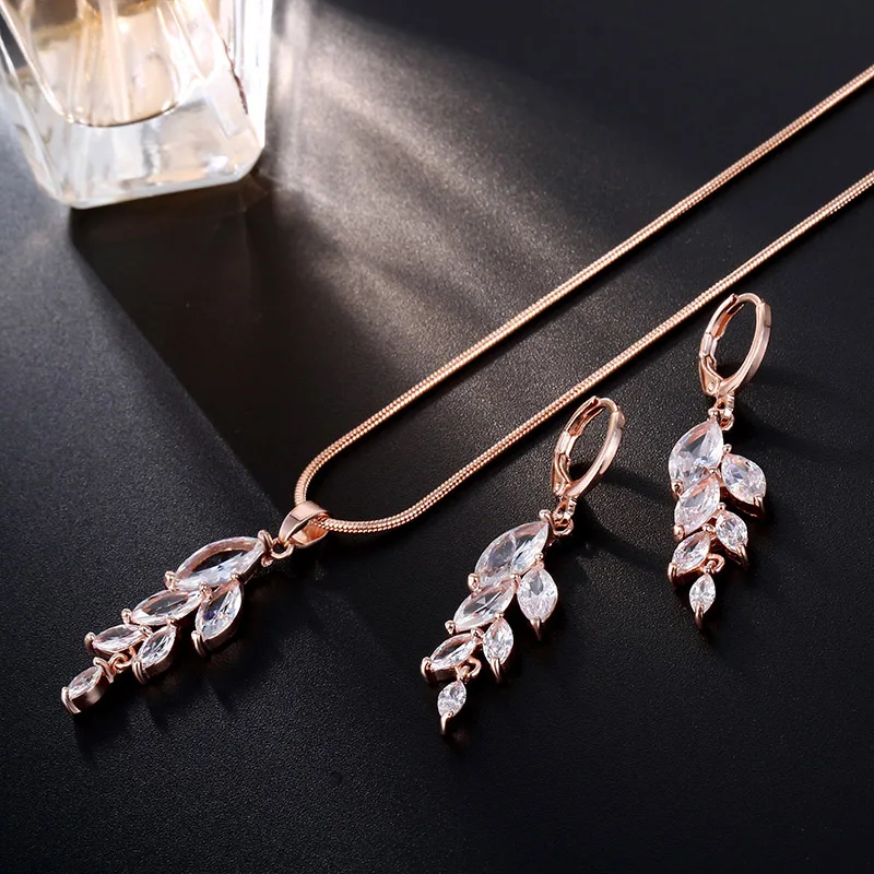 Комплект из колье и серёг серебристого цвета с фианитом|earrings necklace jewelry set|jewelry setsset