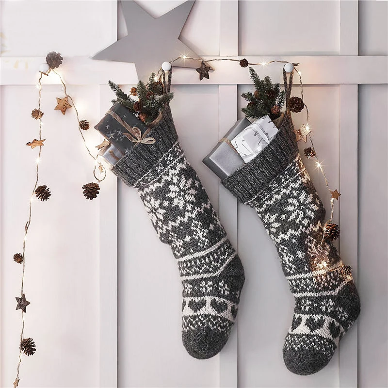 LED Christmas Lights Indoor House Home Bedroom Decor Battery Operated Pinecone Star Red Berries Garland Fairy Lights Warm White